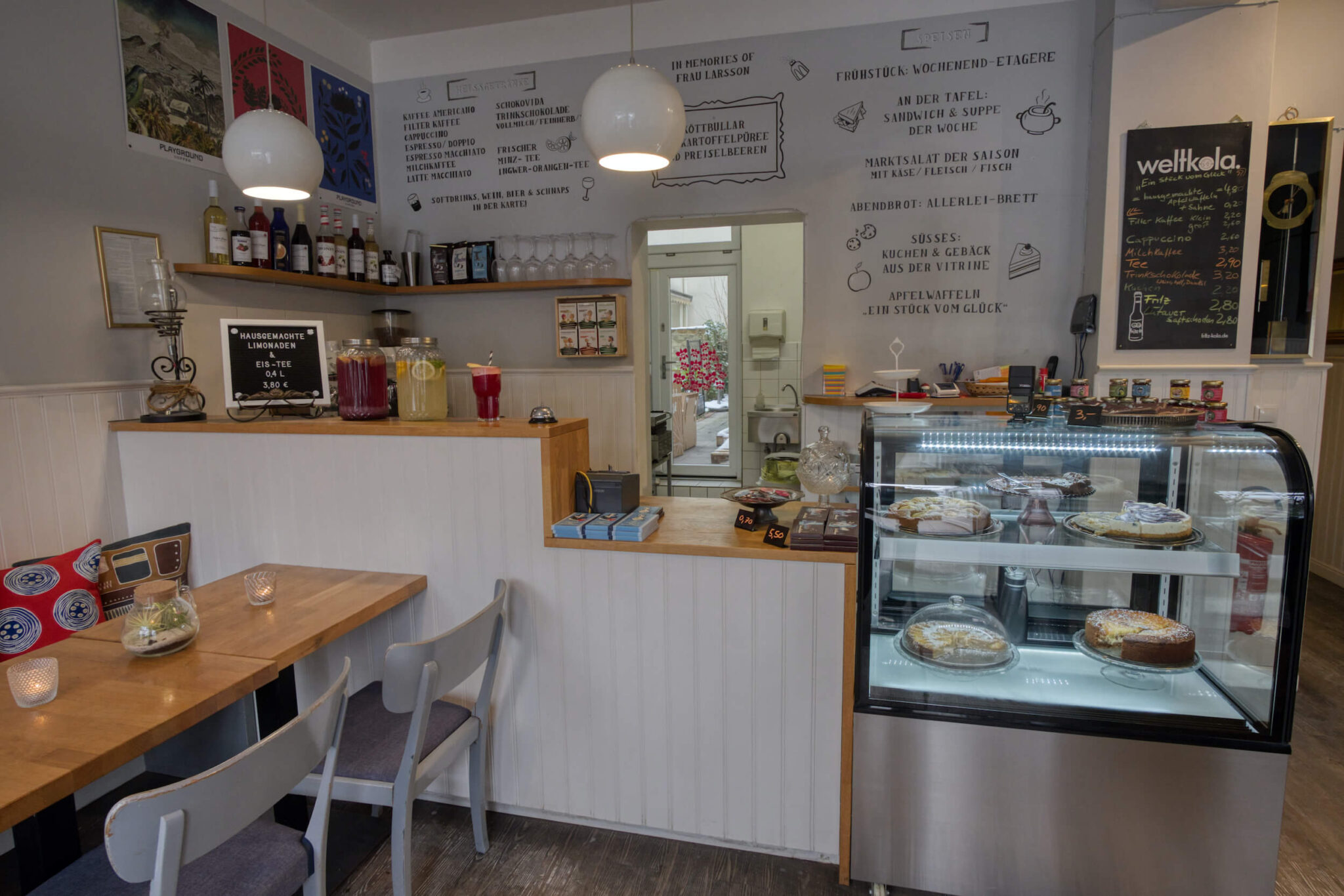 Winterhude_Cafe_Missingsch_Tresen